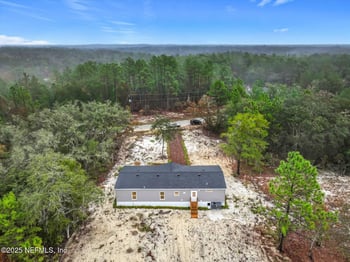 151 Lake Galilee Dr, Hawthorne, FL 32640