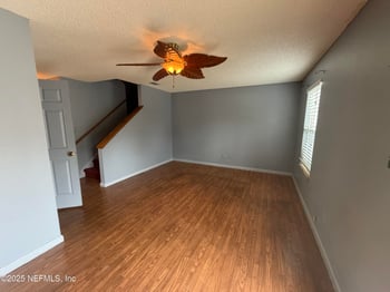 1114 Scheidel Ct, Atlantic Beach, FL 32233