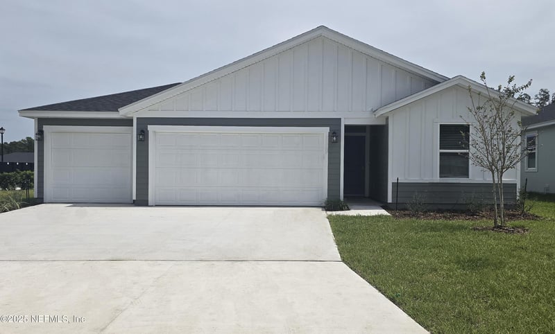 12673 Senbay Ct, Jacksonville, FL 32218