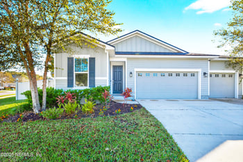 2975 Laurel Springs Dr, Green Cove Springs, FL 32043