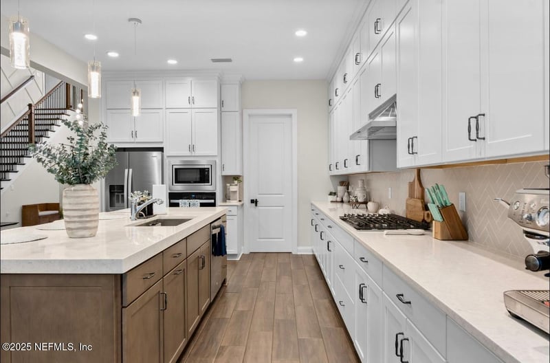 462 Hillendale Cir, St Johns, FL 32259