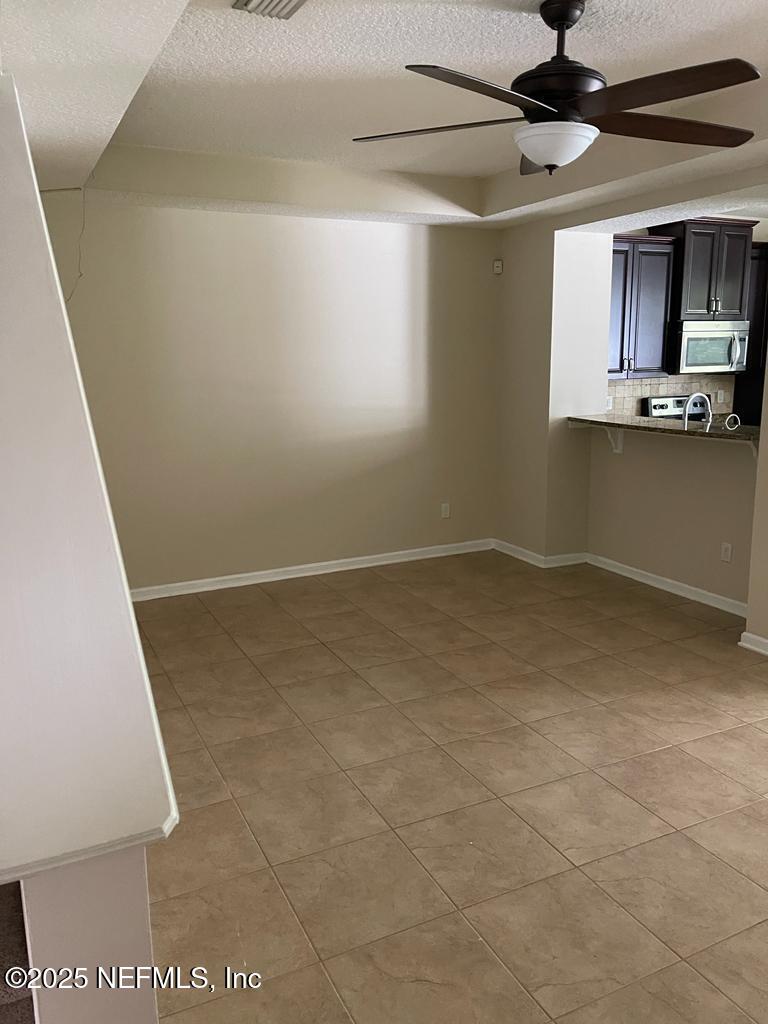 151 Richmond Dr, St Johns, FL 32259