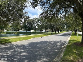 1837 Creekview Dr, Green Cove Springs, FL 32043