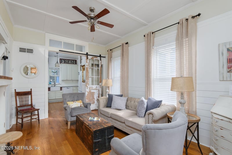 251 Charlotte St, St Augustine, FL 32084