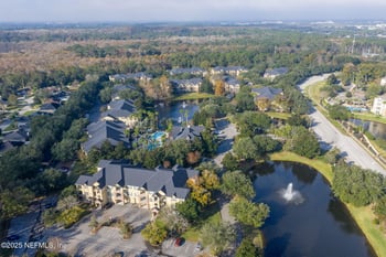 7800 Point Meadows Dr #918, Jacksonville, FL 32256