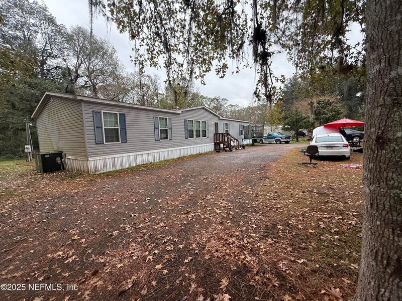 56234 Colby Dr, Callahan, FL 32011