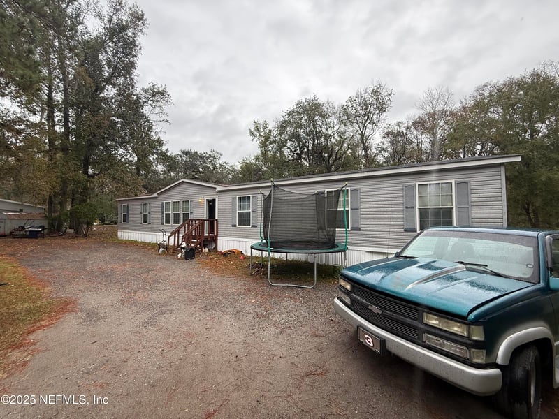 56234 Colby Dr, Callahan, FL 32011