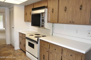 1820 Sevilla Blvd #211, Atlantic Beach, FL 32233