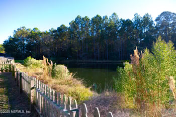 706 Bonaparte Dr, Jacksonville, FL 32218