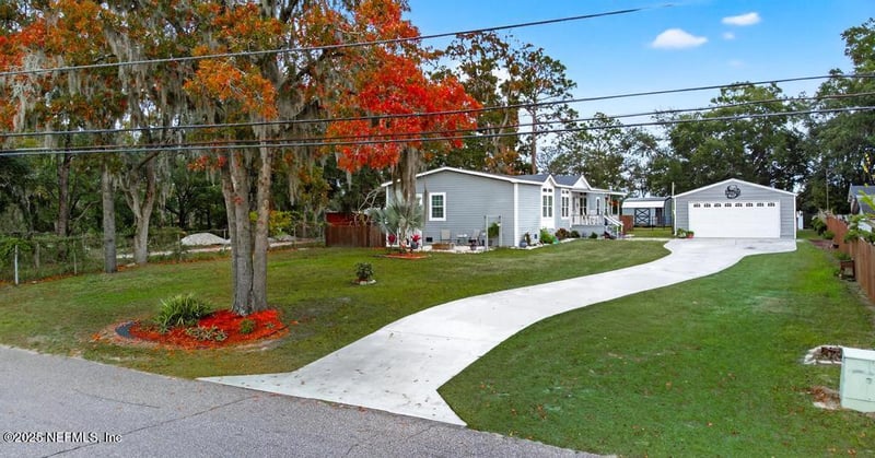 11783 Water Bluff Dr, Jacksonville, FL 32218