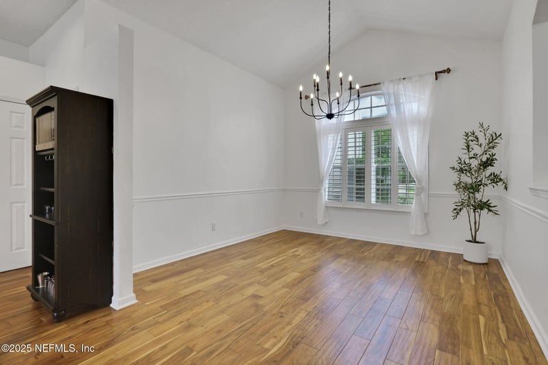 246 Edgewater Branch Dr, St Johns, FL 32259