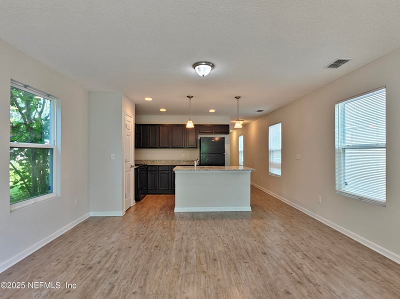 8584 Hare Ave, Jacksonville, FL 32211