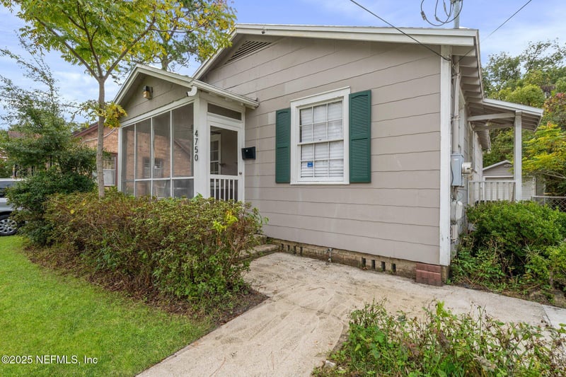 4750 Attleboro St, Jacksonville, FL 32205