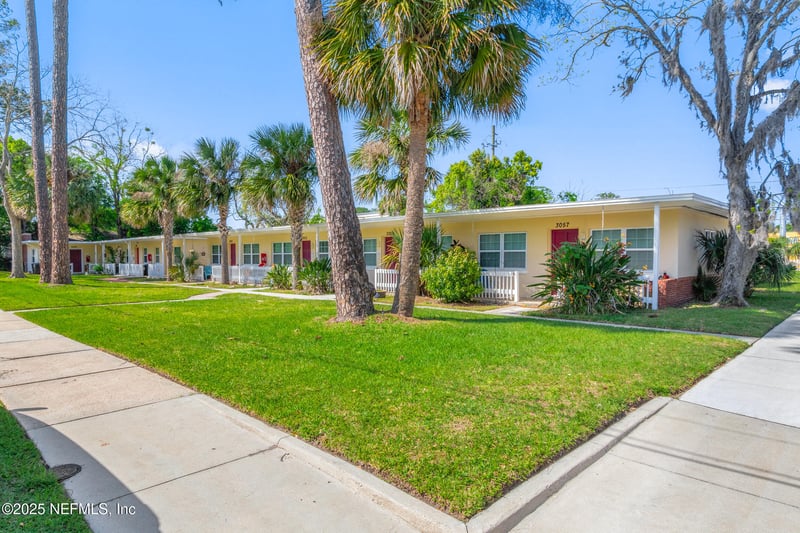 3039 Belden St, Jacksonville, FL 32207