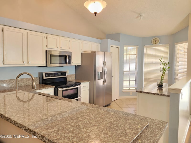 1579 Graduation Ln, Middleburg, FL 32068