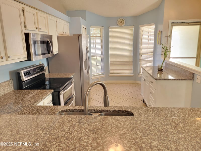 1579 Graduation Ln, Middleburg, FL 32068