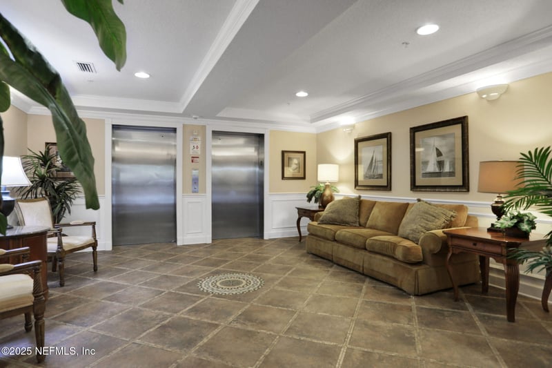 4480 Deerwood Lake Pw #641, Jacksonville, FL 32216