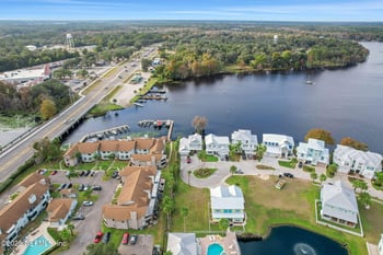 117 Yacht Club Pt, Green Cove Springs, FL 32043