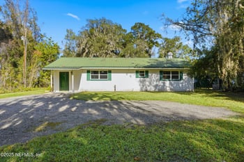 472 Cedar Creek Rd, Palatka, FL 32177