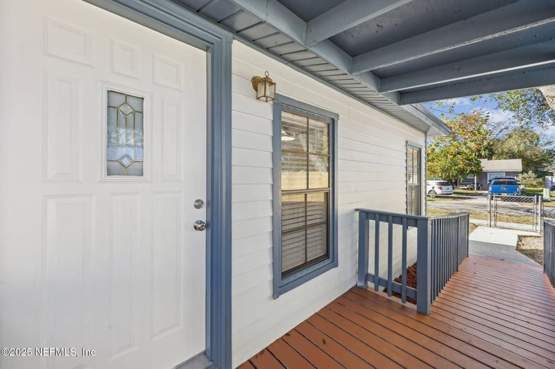 7611 Mc Cowan Dr, Jacksonville, FL 32244