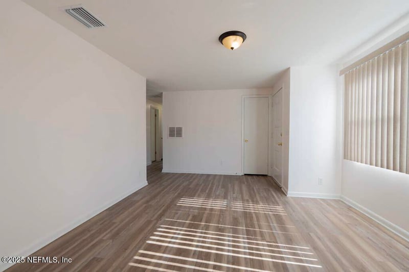 1749 Merivale Rd, Jacksonville, FL 32208