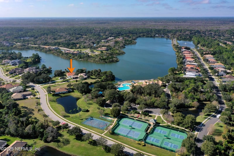 10 Heron Dr, Palm Coast, FL 32137