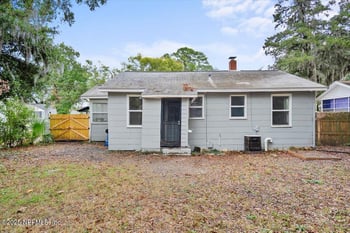 8126 Paul Jones Dr, Jacksonville, FL 32208