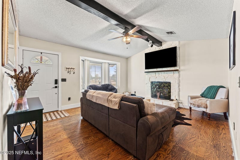 4156 Falcon Run Ln, Middleburg, FL 32068