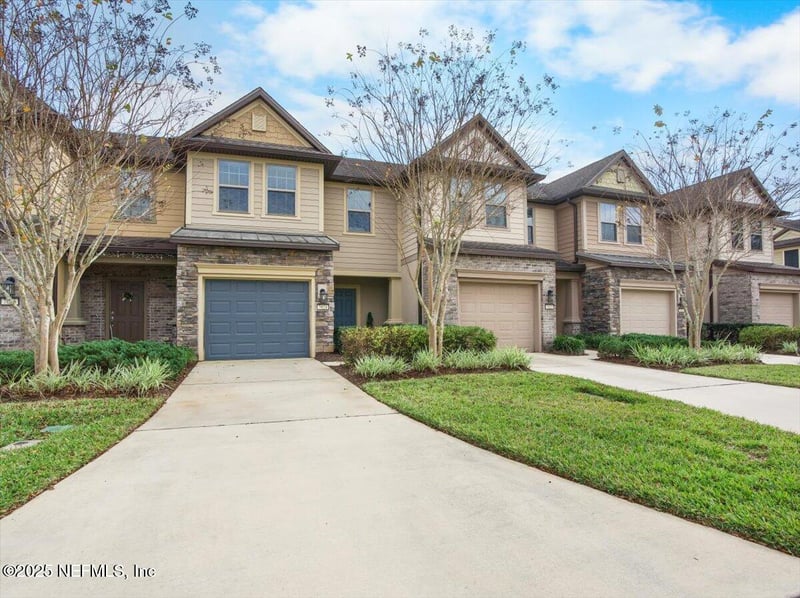 7024 Butterfly Ct, Jacksonville, FL 32258