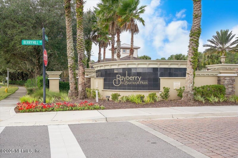 7024 Butterfly Ct, Jacksonville, FL 32258