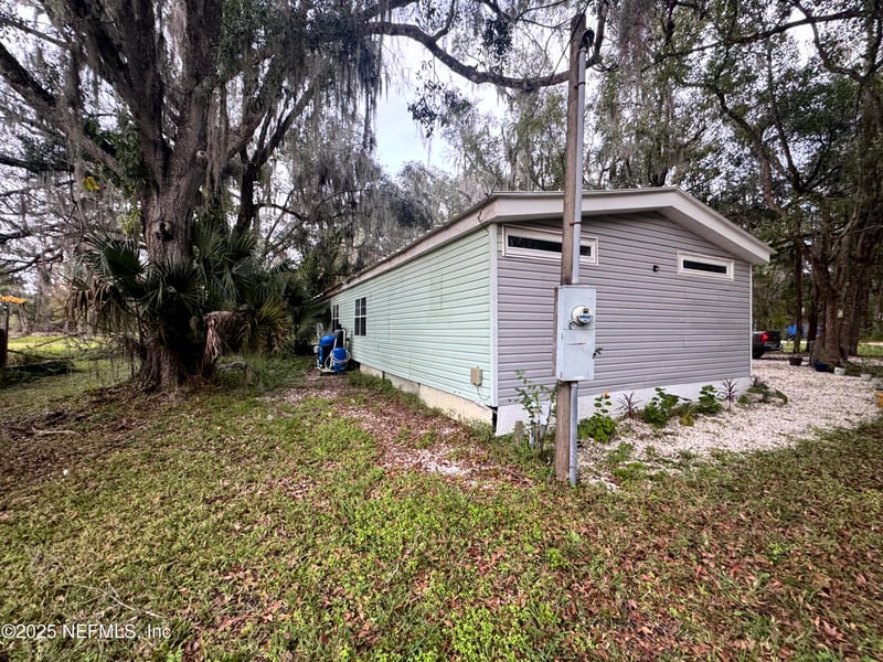 208 Holtz St, Hastings, FL 32145