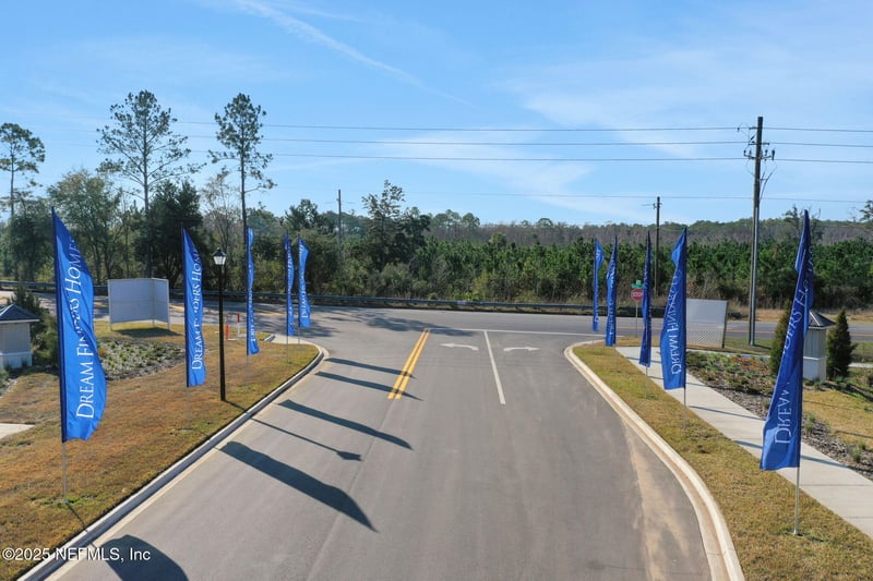 1704 Trainors Way, Jacksonville, FL 32218