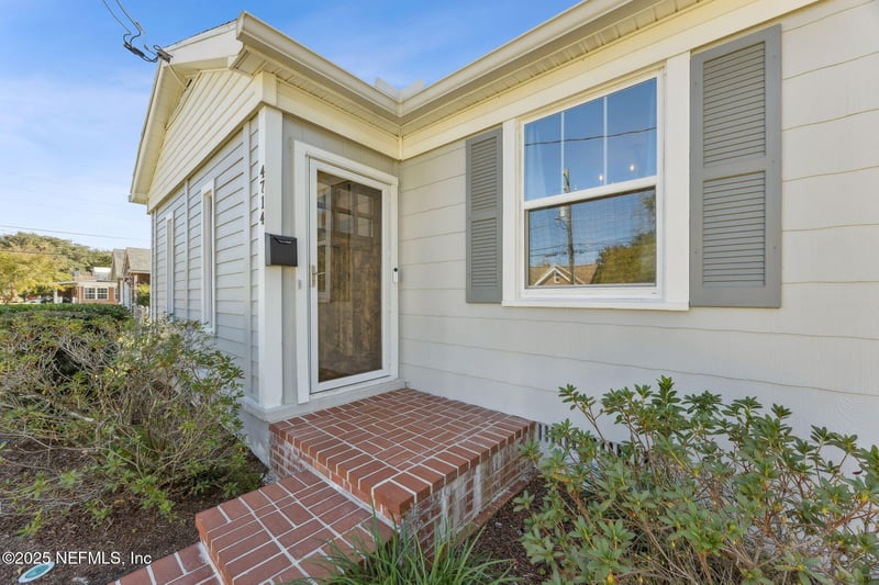 4714 Ramona Blvd, Jacksonville, FL 32205