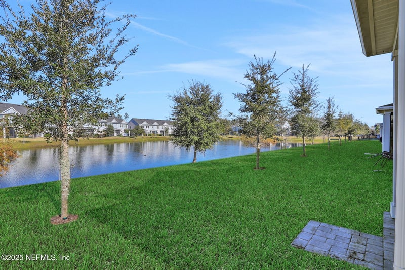 435 Boracay Cir, St Johns, FL 32259