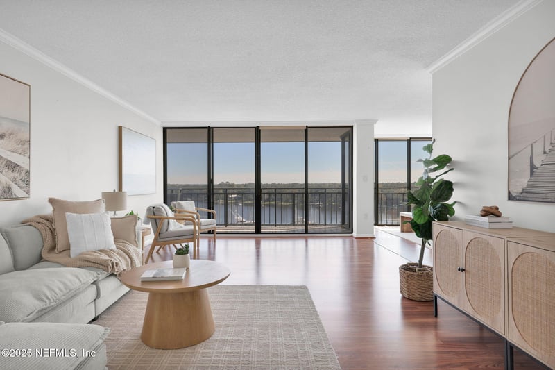 4401 Lakeside Dr #1204, Jacksonville, FL 32210