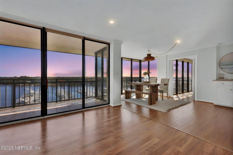 4401 Lakeside Dr #1204, Jacksonville, FL 32210