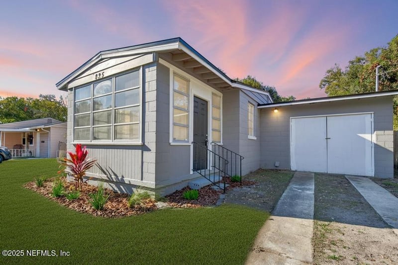 825 Gates St, Jacksonville, FL 32208