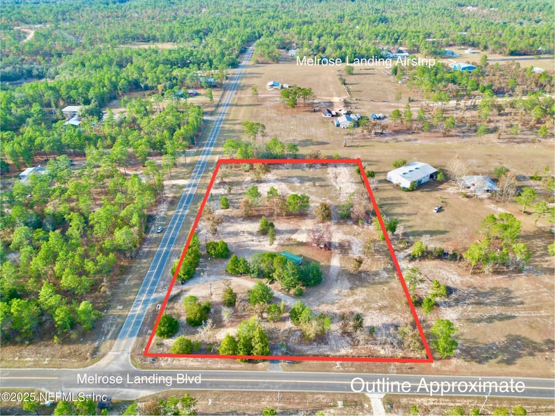 276 Melrose Landing Blvd, Hawthorne, FL 32640