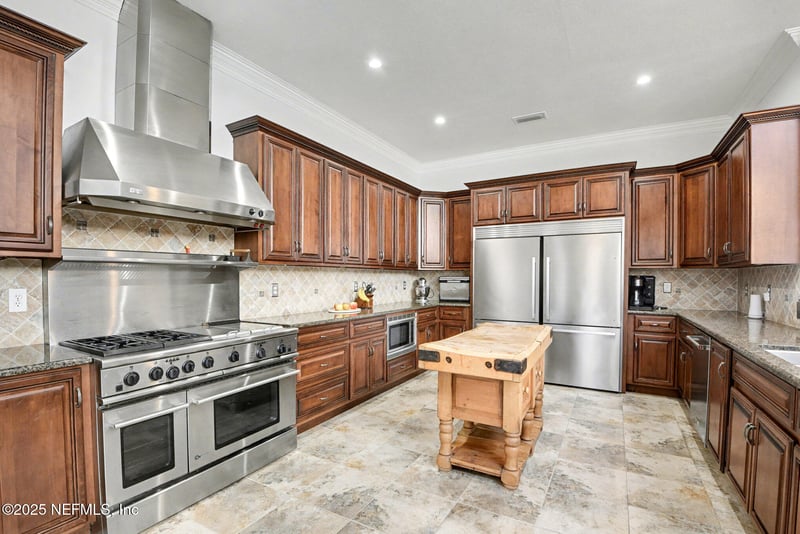 96084 Lanceford Ln, Fernandina Beach, FL 32034