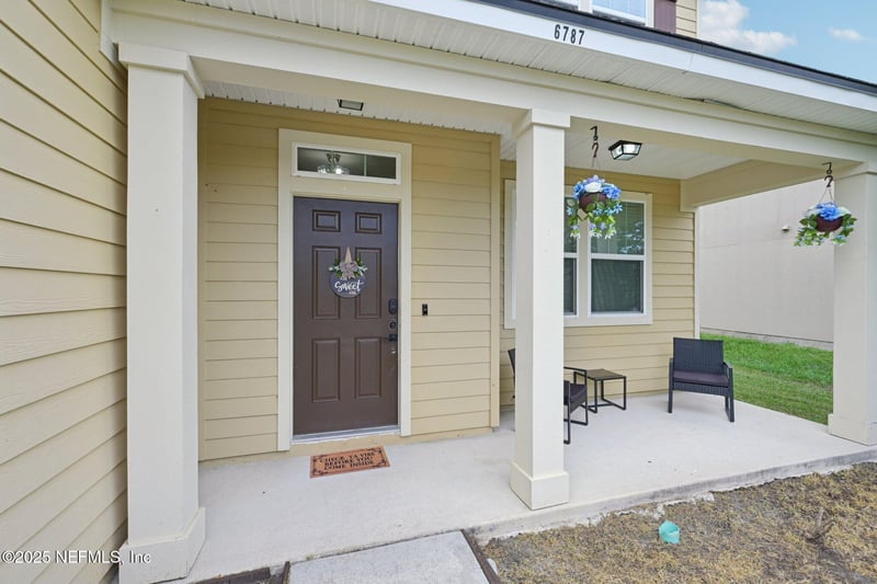 6787 Sandle Dr, Jacksonville, FL 32219