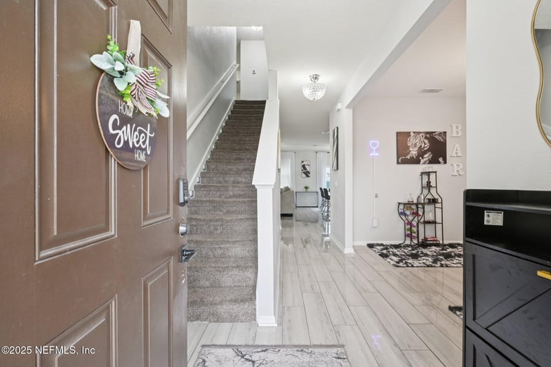 6787 Sandle Dr, Jacksonville, FL 32219