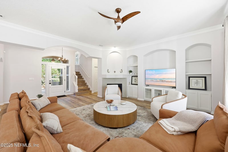 537 Dandelion Dr, St Johns, FL 32259