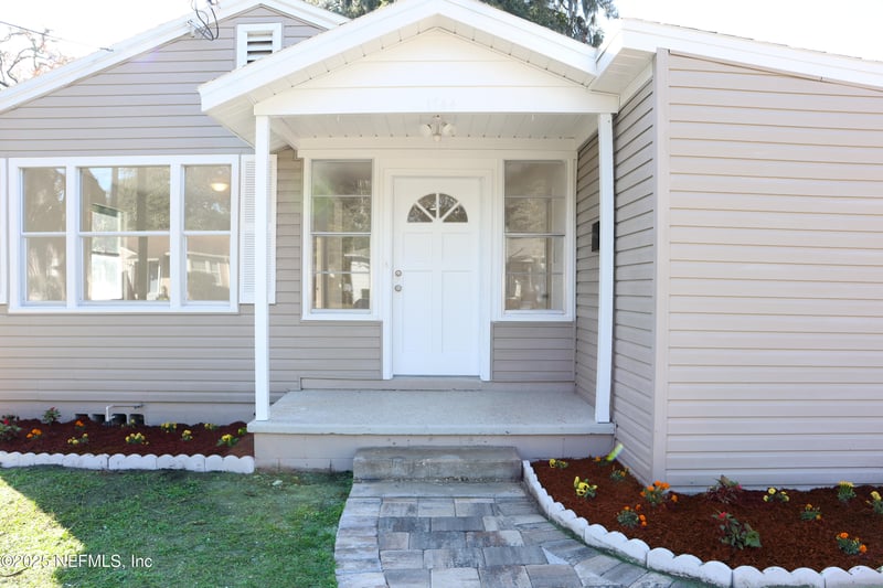 1744 Lilly Rd, Jacksonville, FL 32207