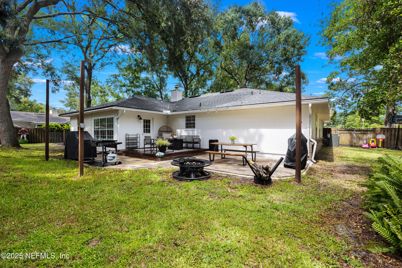 5263 Ellen Ct, St Augustine, FL 32086