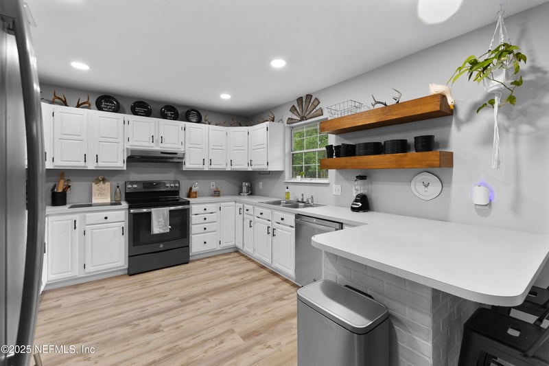 5263 Ellen Ct, St Augustine, FL 32086