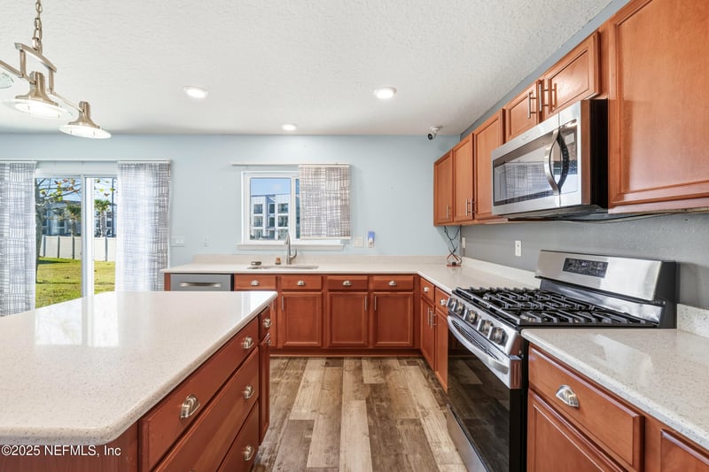 7525 Sunnydale Ln, Jacksonville, FL 32256