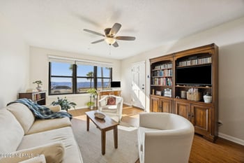 1789 River Rd #2, Jacksonville, FL 32207