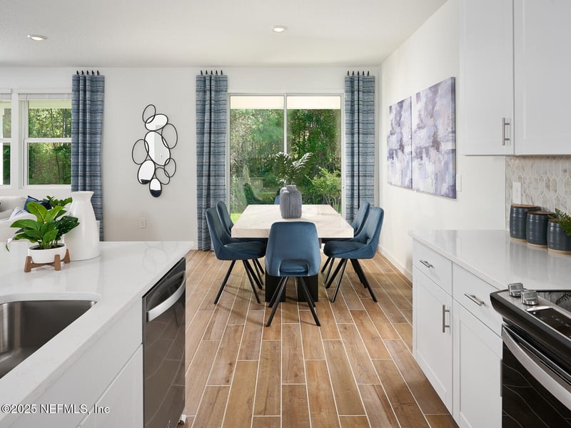 7434 Everett Forest Dr, Jacksonville, FL 32219