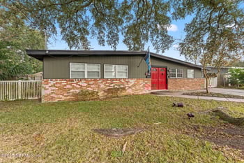 7029 Hielo Dr, Jacksonville, FL 32211