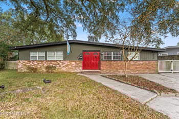 7029 Hielo Dr, Jacksonville, FL 32211